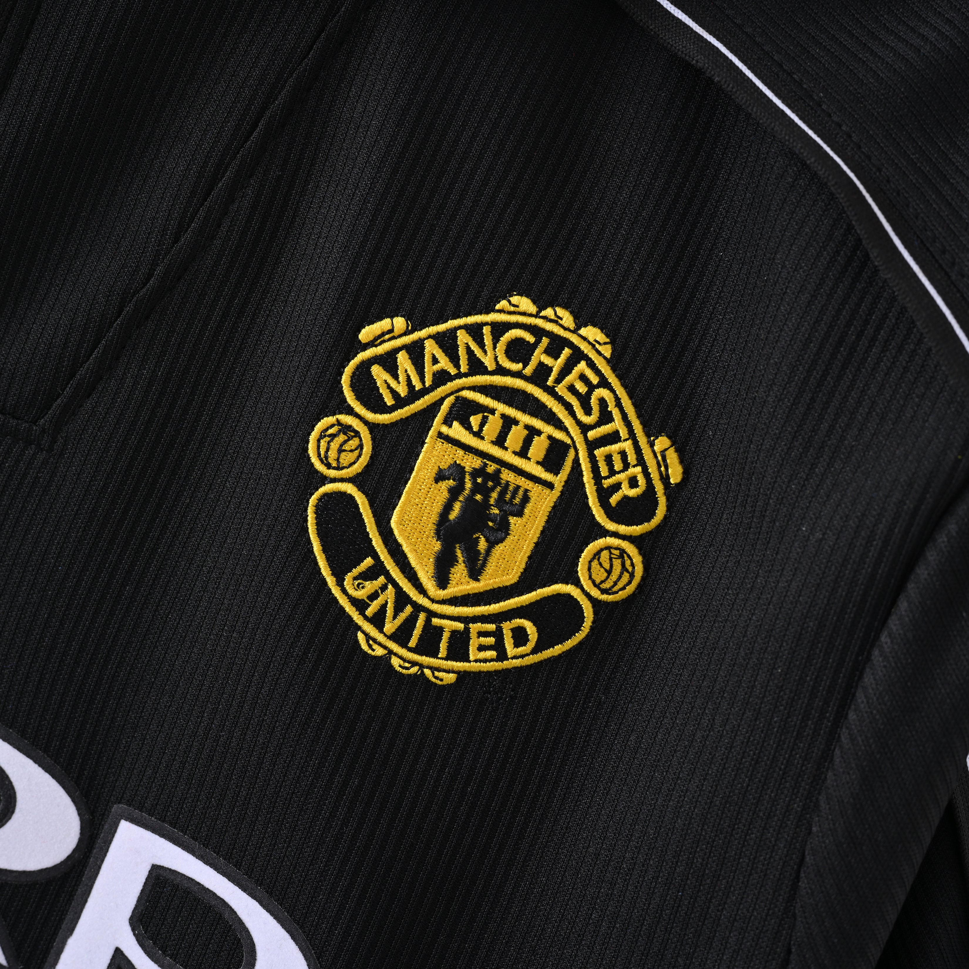 MANCHESTER United (away) 1998/99