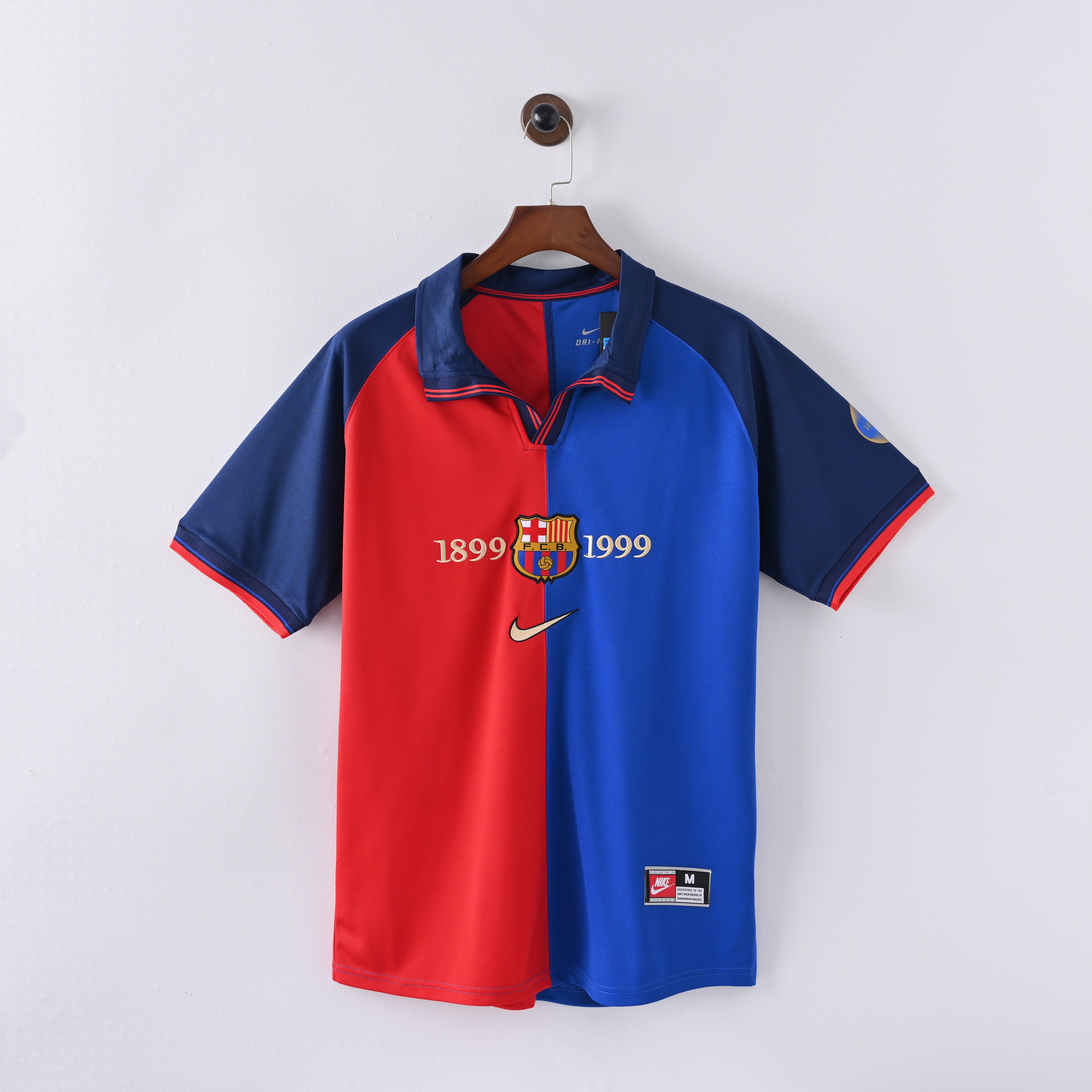 FCB (home) 1999/00