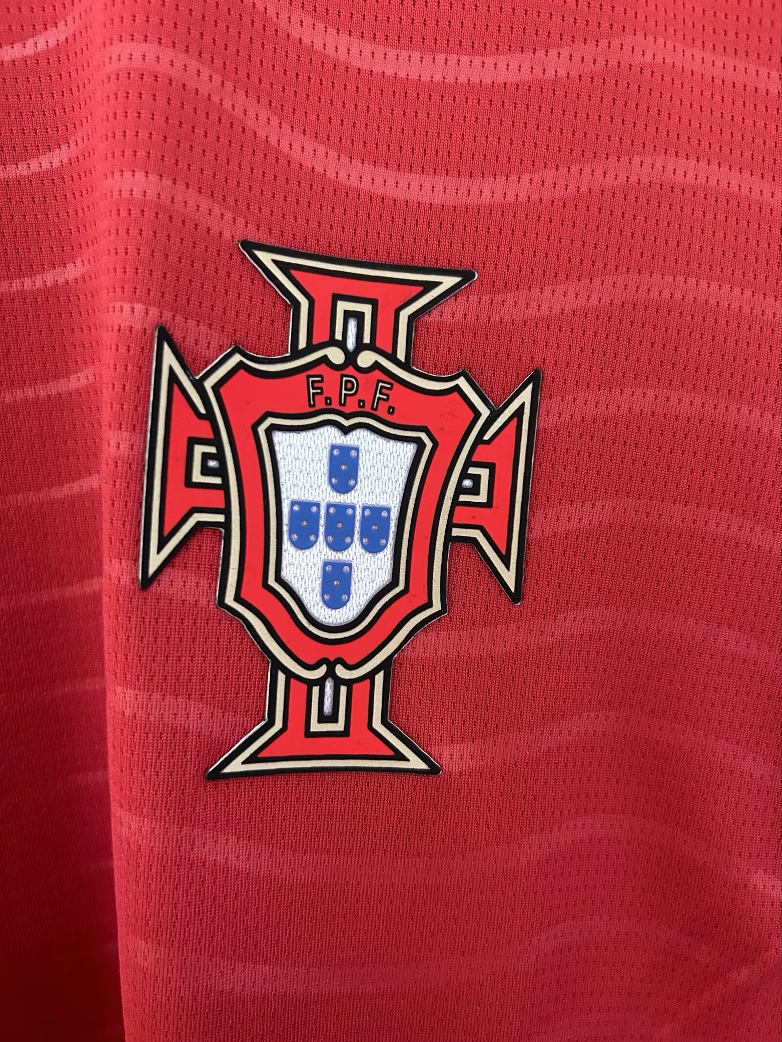 Portugal home 26/27