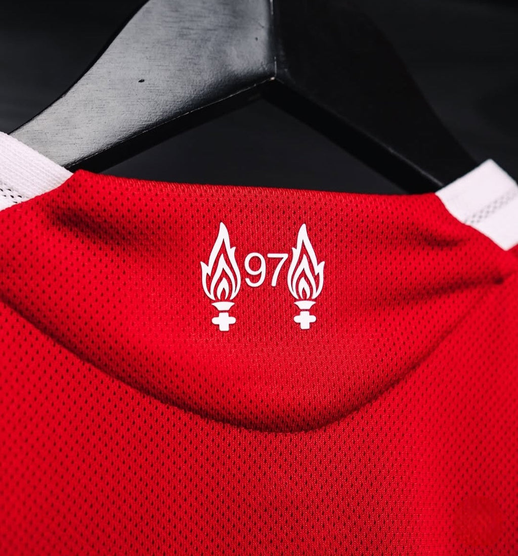 LIVERPOOL 25/26