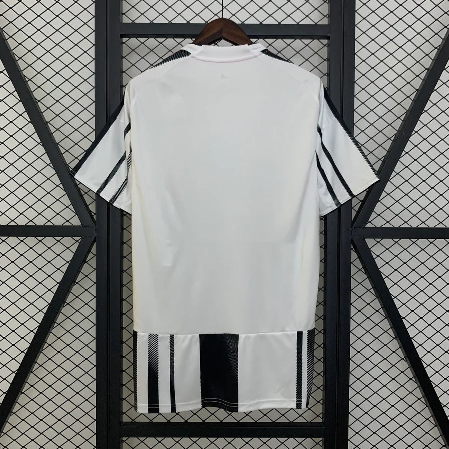 Juventus home 25/26