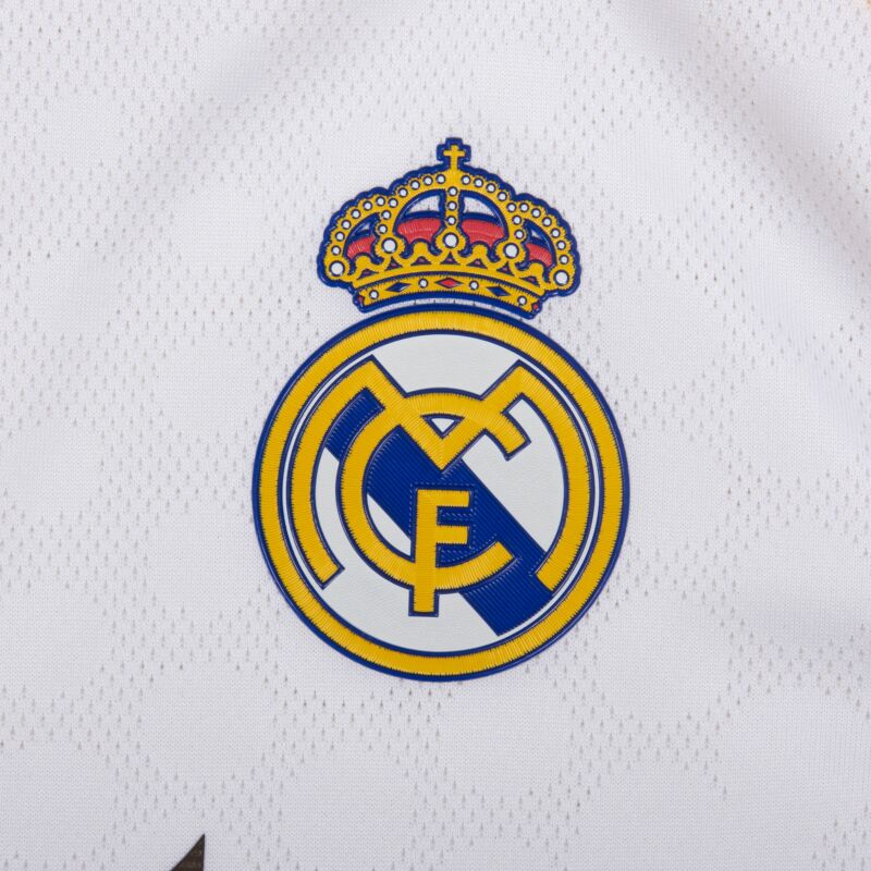 Real Madrid home 25/26 Mbappe 10